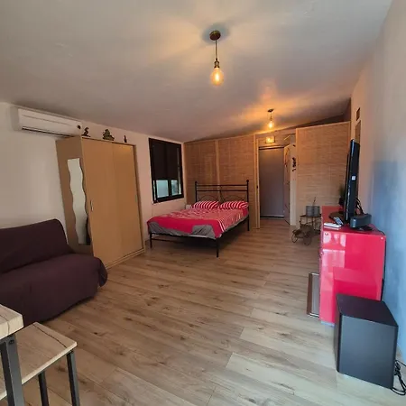 Εξοχικό σπίτι Prive Dans Individuelle Saint-Michel-de-Llotes